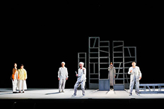 青年劇場「行きたい場所をどうぞ」の舞台より