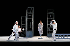 青年劇場「行きたい場所をどうぞ」の舞台より