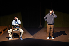 青年劇場「ホモ・ルーデンス-The Players-」の舞台より