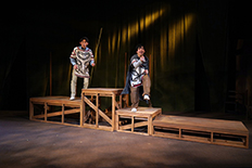 青年劇場「ホモ・ルーデンス-The Players-」の舞台より