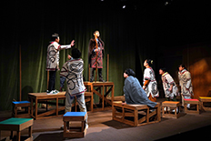 青年劇場「ホモ・ルーデンス-The Players-」の舞台より